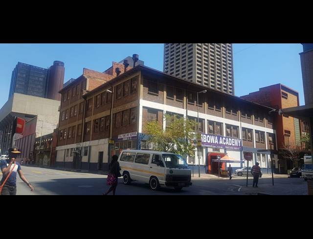 3,468M² WAREHOUSE FOR SALE IN MARSHALLTOWN